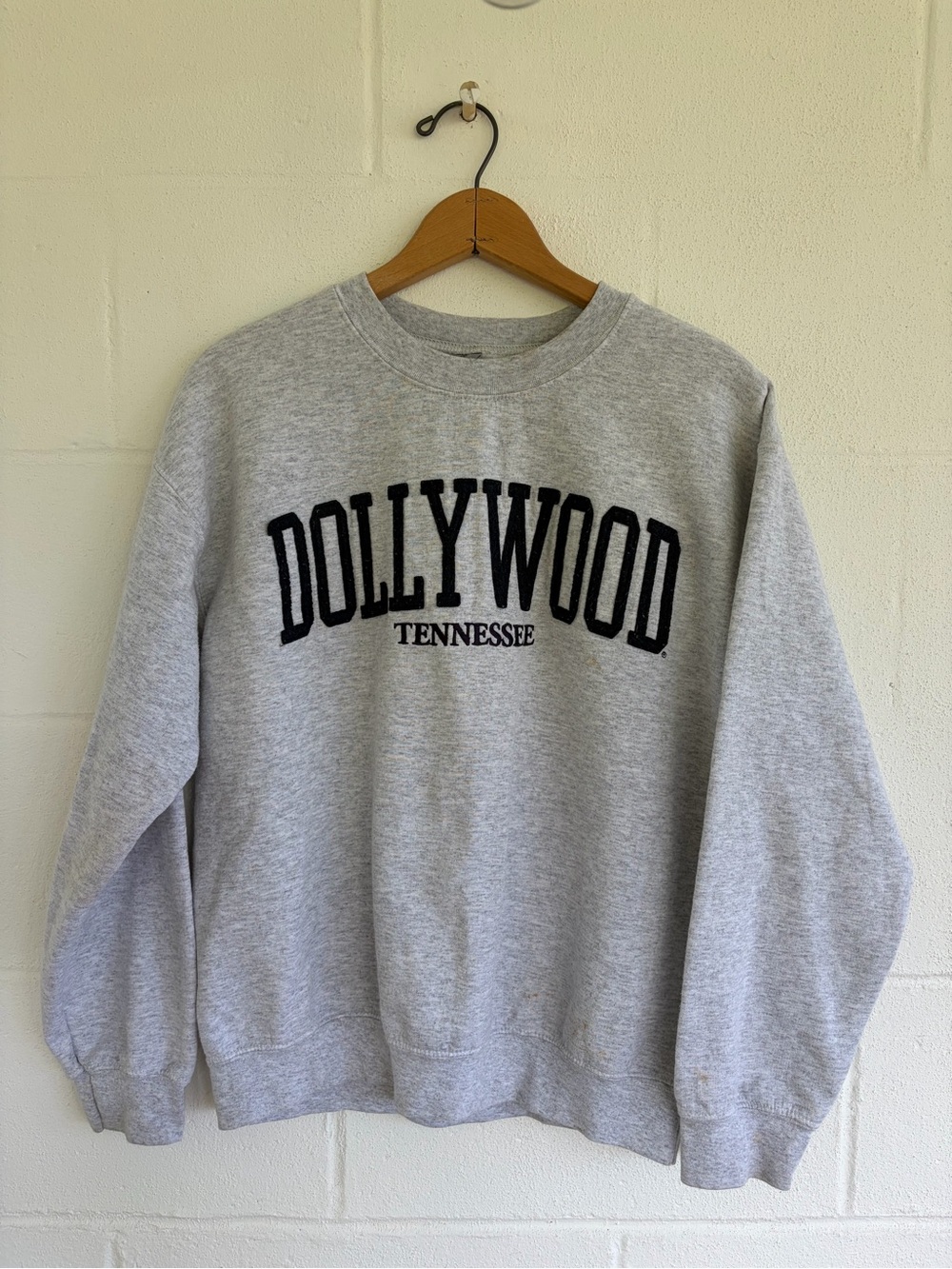 Gildan Dollywood Tennessee Crewneck Sweatshirt